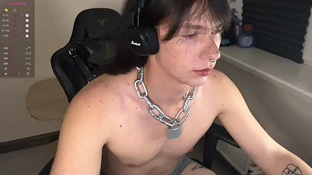 carthylovvve online show from October 14, 3:35 pm