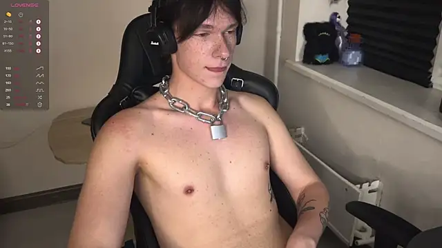 carthylovvve online show from October 15, 7:58 pm