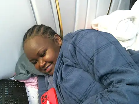 Snapshot of Brizzy_dee chatting on November 11, 8:20 pm Brizzy dee online show from November 11, 8:20 pm