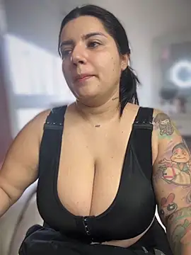 horny roomiess online show from September 25, 3:16 pm