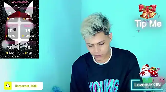 Liamscott  online show from December 14, 3:29 am