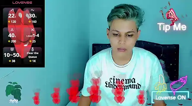 Liamscott  online show from January 9, 3:47 am