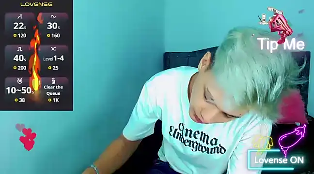 Liamscott  online show from January 30, 3:11 am