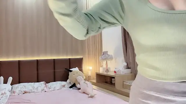 Snapshot of Jennie_Spa chatting on December 30, 3:35 pm Jennie Spa online show from December 30, 3:35 pm