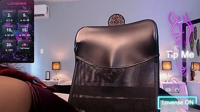 Snapshot of JasmineCampbell_ chatting on March 21, 8:18 pm JasmineCampbell online show from March 21, 8:18 pm