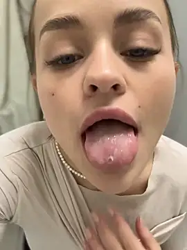 AngelinaTeller online show from March 15, 4:57 am