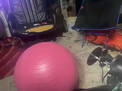 Snapshot of Blazedsurfer30 chatting on March 8, 5:07 am Blazedsurfer30 online show from March 8, 5:07 am