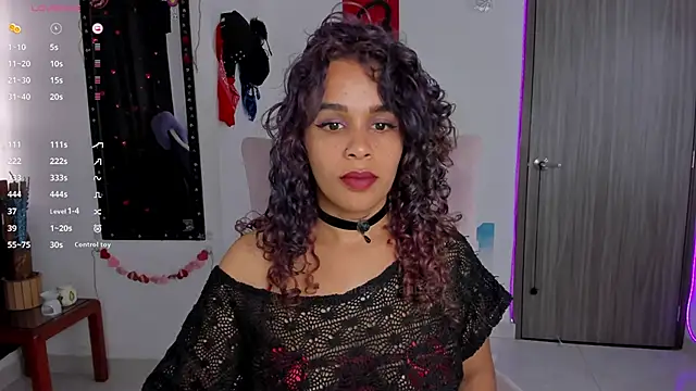 Snapshot of Lips_SaraSofia2 chatting on March 1, 9:26 pm Lips SaraSofia2 online show from March 1, 9:26 pm