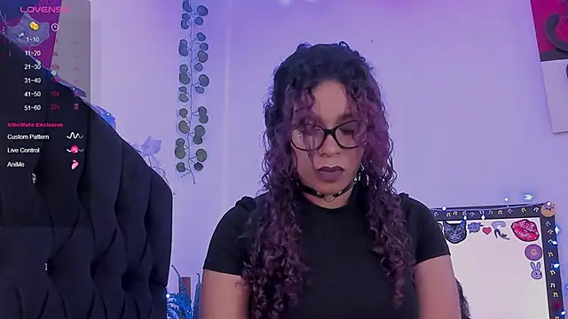 Snapshot of Lips_SaraSofia2 chatting on September 29, 4:17 am Lips SaraSofia2 online show from September 29, 4:17 am