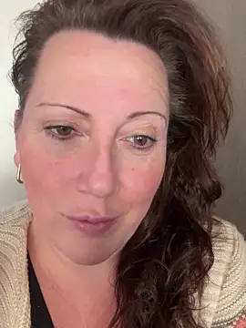 xsexycurvymilf online show from January 13, 11:52 am