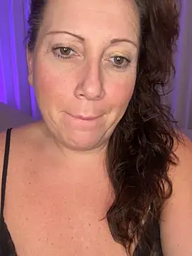 xsexycurvymilf online show from January 30, 2:36 pm