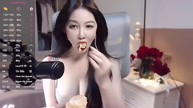 vyizh- online show from January 3, 1:36 pm