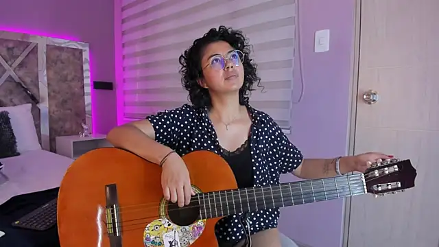 Amareto  online show from February 1, 5:26 pm