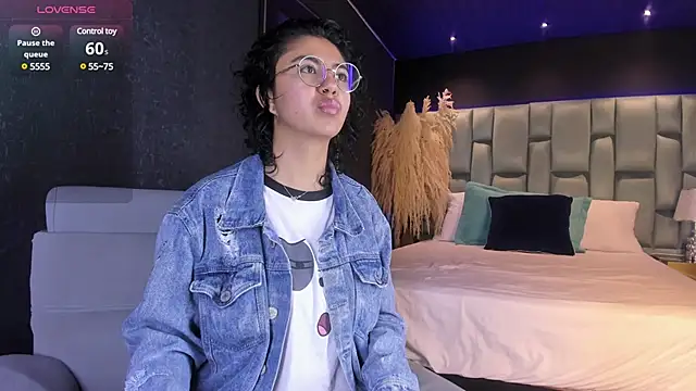 Amareto  online show from March 9, 11:36 am