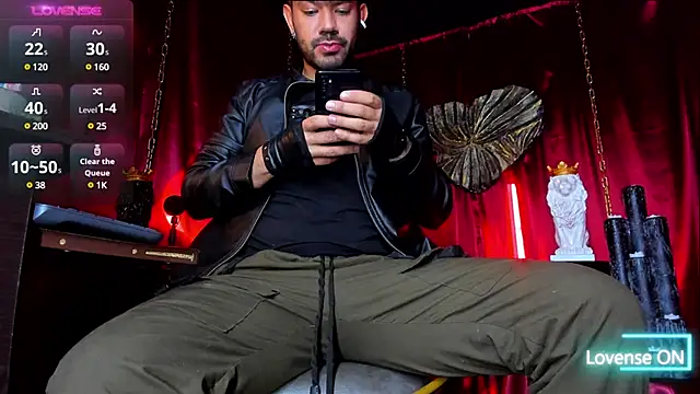 LatinMilk  online show from December 6, 4:36 am