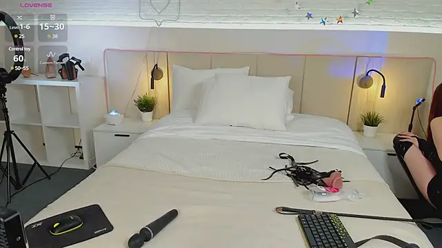 Snapshot of BelovedRuby chatting on March 16, 7:04 am BelovedRuby online show from March 16, 7:04 am