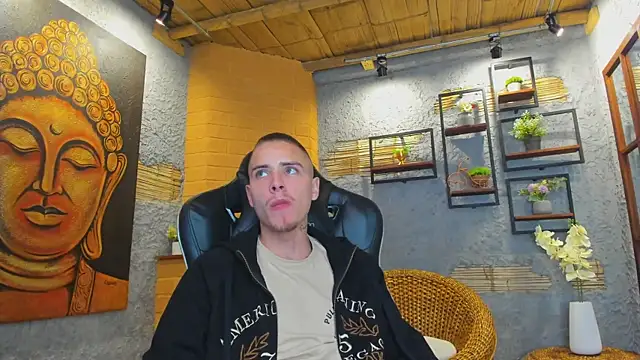 JordanThompson  online show from March 19, 1:32 am