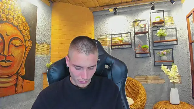 JordanThompson  online show from March 19, 10:53 pm