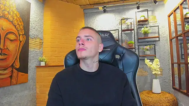 JordanThompson  online show from March 20, 1:57 am