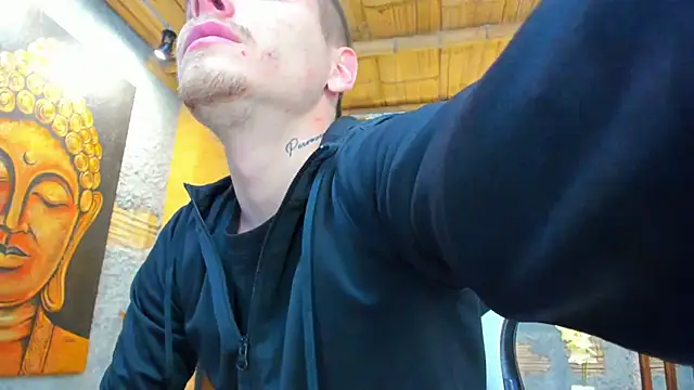 JordanThompson  online show from October 23, 11:31 am