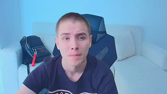 JordanThompson  online show from November 21, 5:55 pm