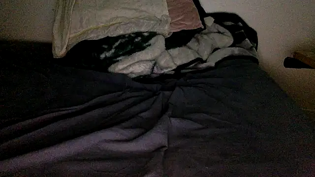 Snapshot of molozeb chatting on September 20, 2:23 am molozeb online show from September 20, 2:23 am