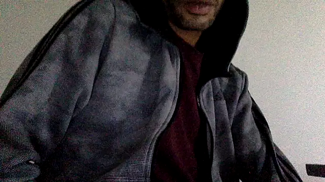 Snapshot of molozeb chatting on October 3, 6:21 am molozeb online show from October 3, 6:21 am