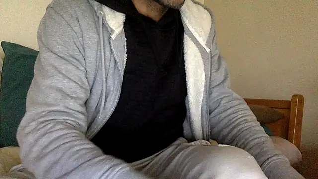 Snapshot of molozeb chatting on October 29, 3:36 pm molozeb online show from October 29, 3:36 pm