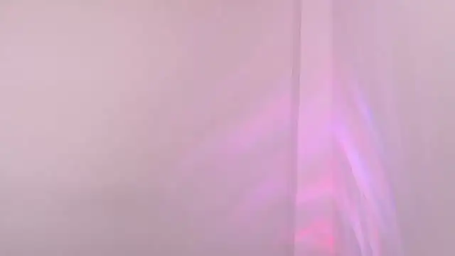 Snapshot of caarlywhitee chatting on March 19, 2:37 am caarlywhitee online show from March 19, 2:37 am