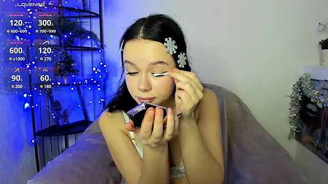 Snapshot of Lori__Hell chatting on December 26, 3:16 am Lori Hell online show from December 26, 3:16 am