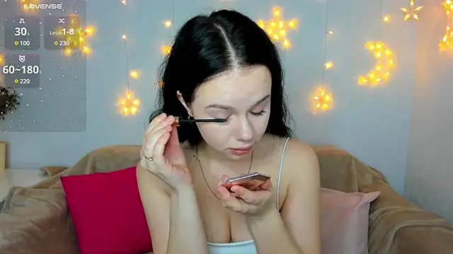 Snapshot of Lori__Hell chatting on January 18, 2:58 am Lori Hell online show from January 18, 2:58 am