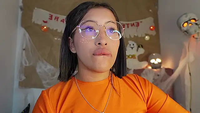 Snapshot of nerak_1a_ chatting on October 27, 6:12 pm nerak 1a online show from October 27, 6:12 pm