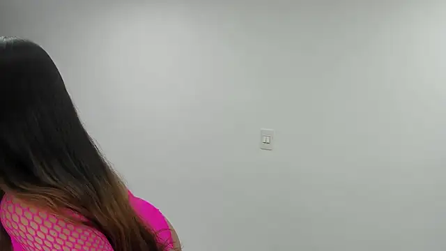 Luna Dumont online show from March 21, 8:50 pm