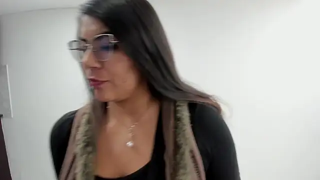 Luna Dumont online show from October 2, 6:04 pm