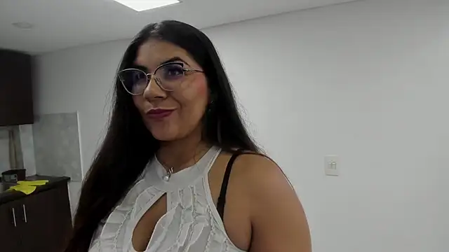 Luna Dumont online show from October 3, 11:18 am