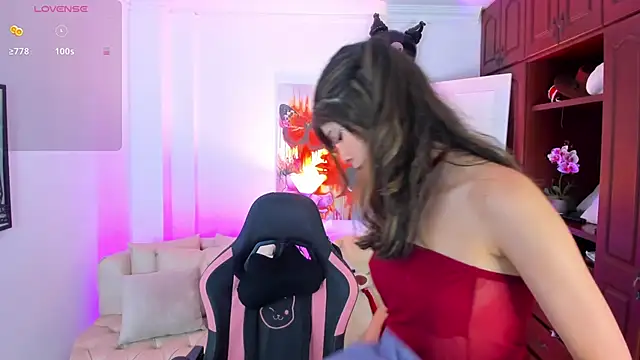 NATAASHA    online show from February 5, 3:23 am