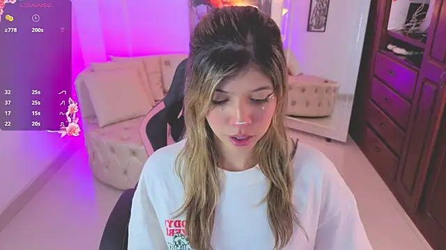 NATAASHA    online show from September 16, 3:18 am