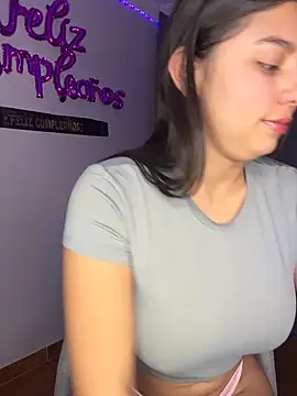 taylorkim12 online show from October 30, 1:07 am