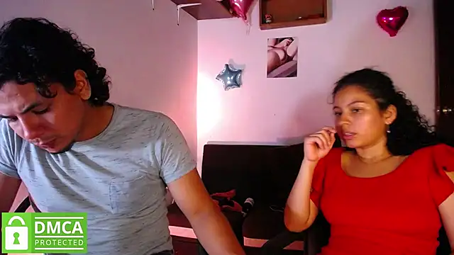 Snapshot of Mr_MrsCurie chatting on January 23, 3:26 am Mr MrsCurie online show from January 23, 3:26 am