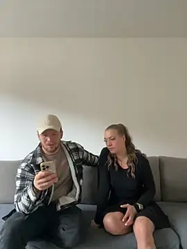 LizzyLush  online show from November 24, 1:44 pm