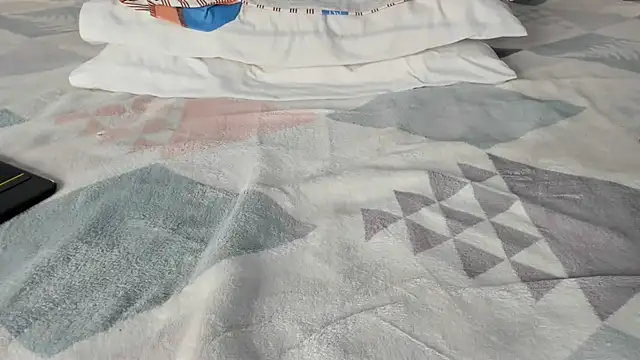 maybelline69 online show from March 14, 7:01 pm