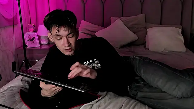 CalvinOwens online show from February 5, 7:07 am