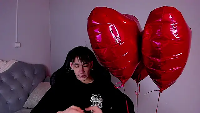 CalvinOwens online show from February 7, 4:06 am