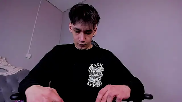 CalvinOwens online show from February 7, 7:07 am