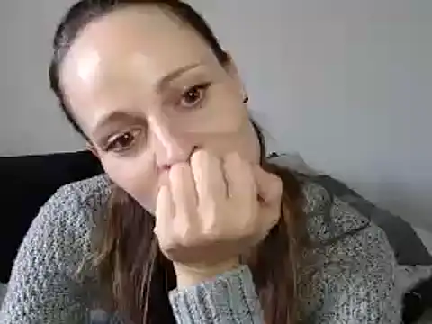 naikah714 online show from December 4, 1:20 pm