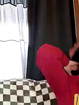 Snapshot of SidneyRaee chatting on January 3, 4:48 pm SidneyRaee online show from January 3, 4:48 pm