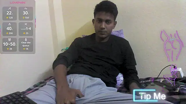 Snapshot of just_fucks chatting on December 13, 7:53 pm just fucks online show from December 13, 7:53 pm