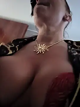 TheGoddessBianca online show from October 2, 6:31 am