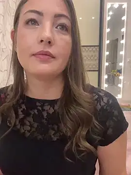 AnnaBri online show from December 18, 1:59 am