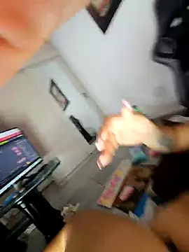 big pusyy online show from December 25, 6:19 pm